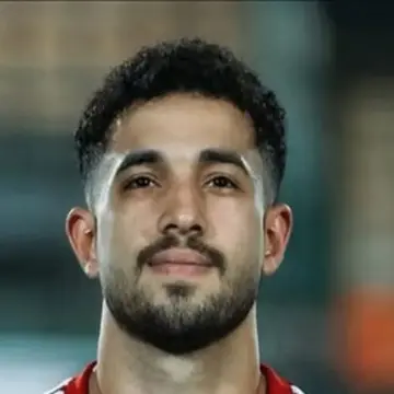 الوطن سبورت | وكيل خالد عوض يكشف حقيقة اتفاق اللاعب مع بيراميدز ومفاوضات الأهلي «خاص»